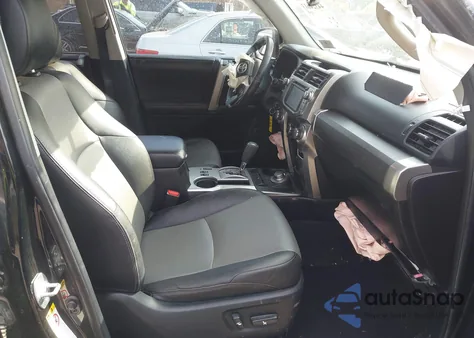 2014 Toyota 4Runner Sr5 Premium z USA, uszkodzony, nr VIN JTEBU5JR4E5170696